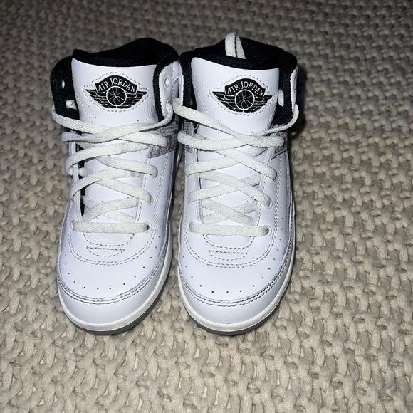 Jordan 2s (ps) - Picture 2 of 6